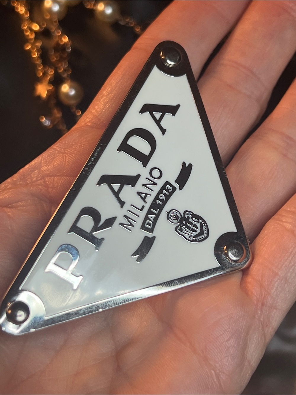 White and Silver Triangle Logo Hair Clip - Picture 8 of 8